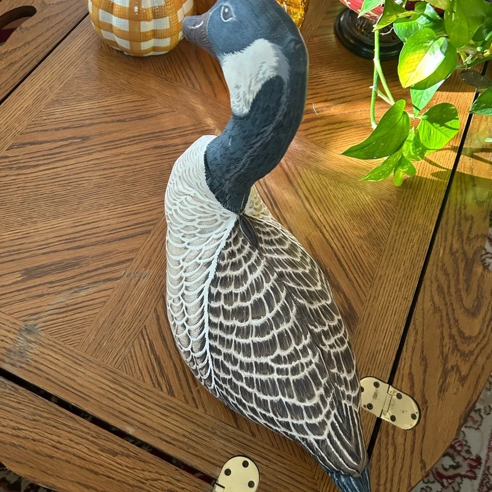 Vintage canadian goose